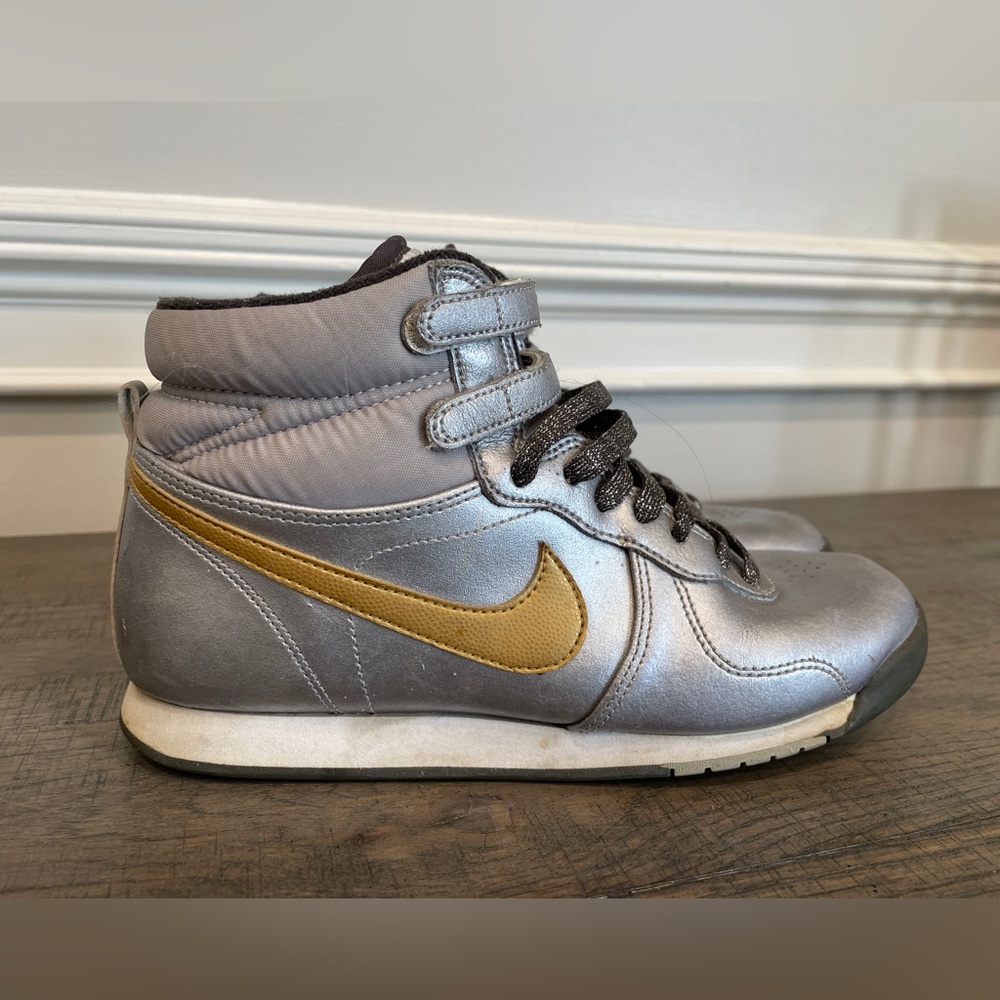 retro nikes high top